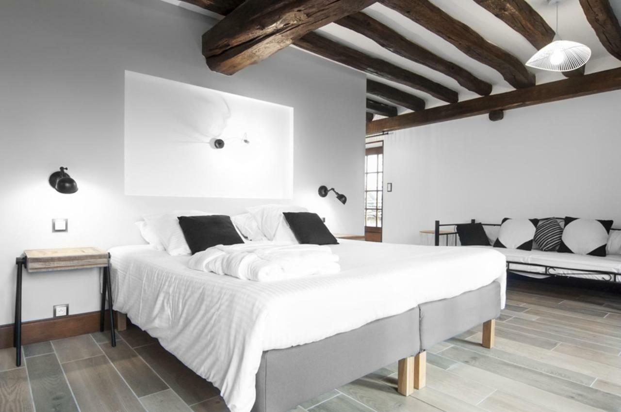 Jardin Des Sens, La Rente D'Eguilly Bed & Breakfast Exterior foto