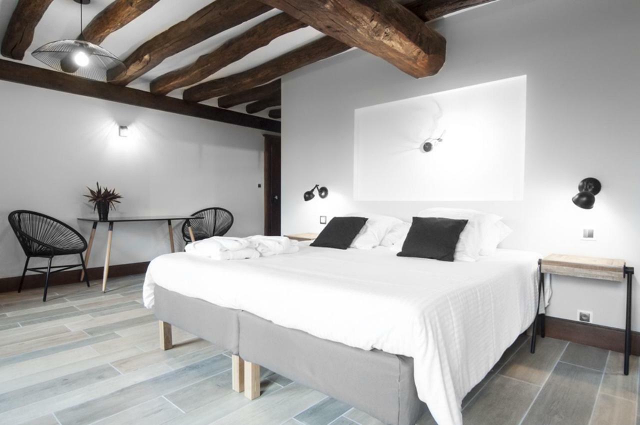 Jardin Des Sens, La Rente D'Eguilly Bed & Breakfast Exterior foto